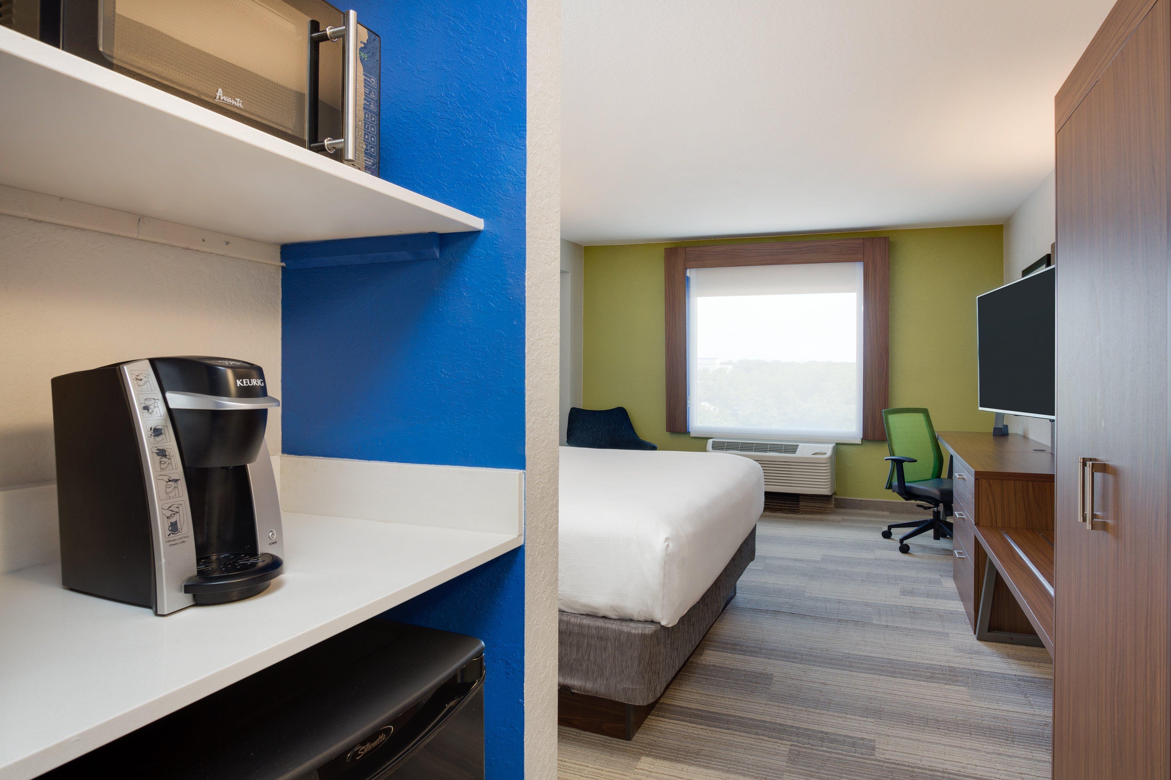 Holiday Inn Express Hotel & Suites Tampa-Fairgrounds-Casino By Ihg מראה חיצוני תמונה